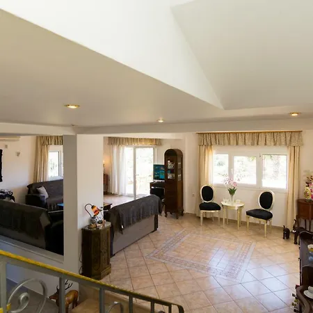 Villa Aris Palace *